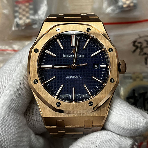 オーデマ・ピゲスーパーコピー時計N級品 ロイヤルオーク15400OR.OO.1220OR.03 ブルー